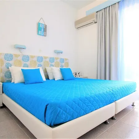 Christiana Aparthotel 4*