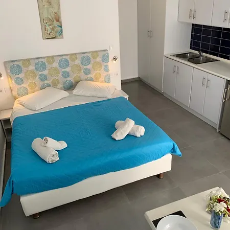 Apartmanhotel Christiana Jenádi