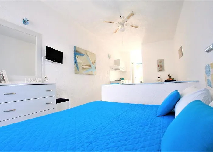 Christiana Apart Otel Gennadi