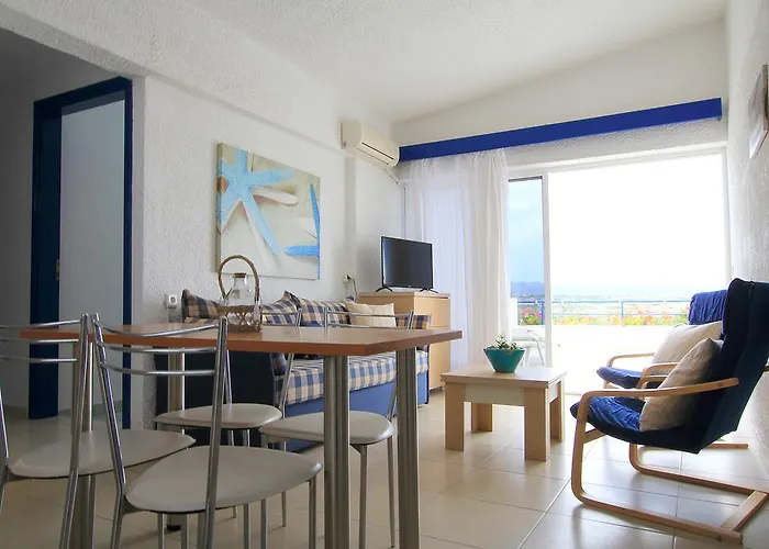 Apart Otel Christiana 4*