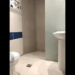 克里斯蒂安娜公寓酒店 4* 根纳迪