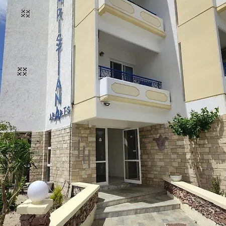 Christiana Ξενοδοχείο με διαμερίσματα 4*