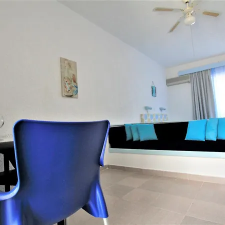 Christiana Hotel apartamentowy Jenadi
